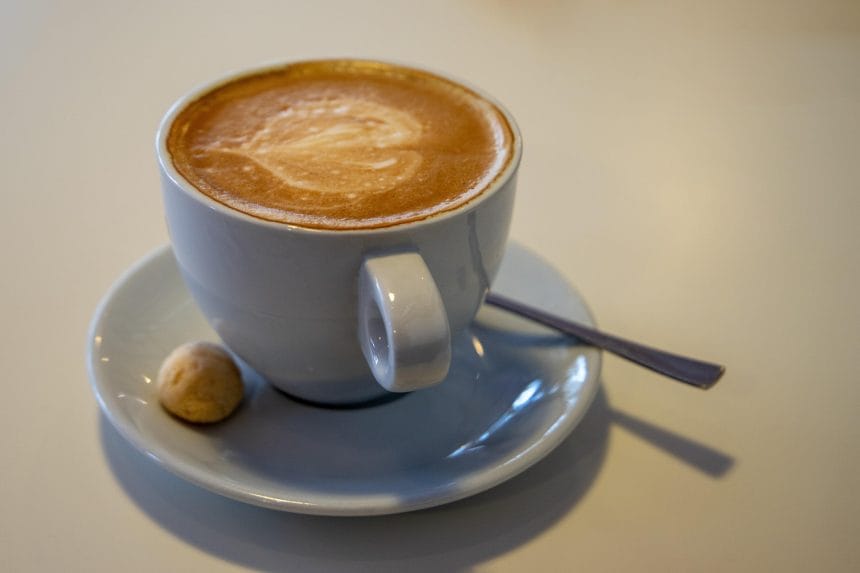 Как правильно пить кофе.